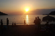 Ηλιοβασίλεμα στο Κίνι της Σύρου, 7/7/18 © Παναγής Παναγιωτόπουλος