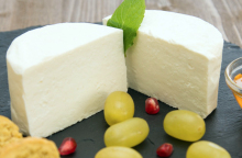 manouri-cheese-from-thessalymacedonia-pdo-5263-edit.jpg