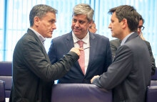 Τσακαλώτος - Σεντένο - Χουλιαράκης