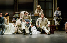 Άντον Τσέχωφ «Ο Βυσσινόκηπος», σκην. Κωνσταντίνος Μαρκουλάκης, θέατρο Χορν