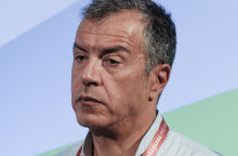 theodorakis.jpg