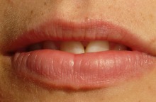 mouth-7336_1280.jpg