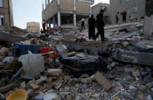 iran-quake1.jpg