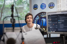 Ο Δημήτρης Αθανασιάδης διαλέγει τα 10 καλύτερα τραγούδια του 2018