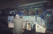 Έκρηξη σε τουριστικό λεωφορείο στη Γκίζα