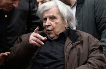 Μίκης Θεοδωράκης