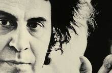 Μίκης Θεοδωράκης