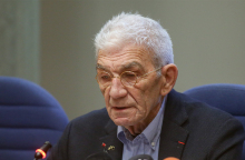 Γιάννης Μπουτάρης