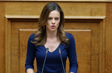 Έφη Αχτσιόγλου