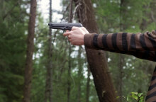 Όπλο, σχολεία