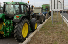 Αγροτικό μπλόκο στη Νίκαια