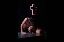 «Τα δάση στα γόνατα» του Άκη Δήμου, bijoux de kant, Θέατρο του Νέου Κόσμου - Κάτω Χώρος © Δομνίκη Μητροπούλου