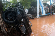 Φονική πλημμύρα στη Μάνδρα 