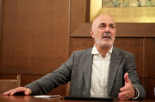 Στάθης Λιβαθινός