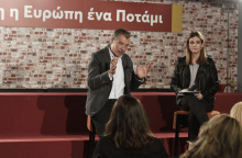 Σταύρος Θεοδωράκης