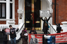 Τζούλιαν Ασάνζ