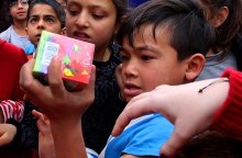 Ελαιώνας, Προσφυγόπουλα