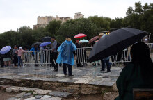 Βροχή στην Ακρόπολη
