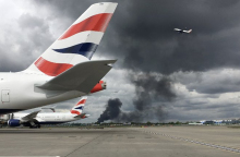 Καπνοί κοντά στο αεροδρόμιο Χίθροου