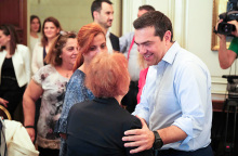 Καθαρίστριες στο Μαξίμου