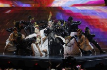 madonnaeurovision.jpg