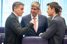senteno-tsakalwtos-xouliarakis-eurogroup