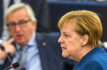 Ζαν Κλοντ Γιούνκερ, Άνγκελα Μέρκελ.jpg