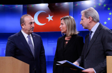 Μεβλούτ Τσαβούσογλου-Φεντερίκα Μογκερίνι-Γιοχάνες Χαν