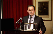 Στέλιος Πέτσας