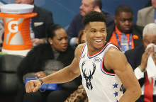 Γιάννης Αντετοκούνμπο