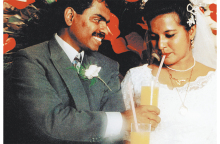 τι γυρεύω εδώ