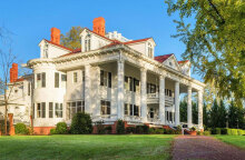 Η έπαυλη Twelve Oaks από την ταινία «Όσα παίρνει ο Άνεμος»