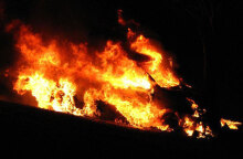 Αυτοκίνητο στις φλόγες