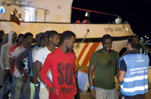Μετανάστες στο πλοίο ισπανικής ΜΚΟ, Open Arms