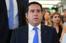 Νότης Μηταράκης