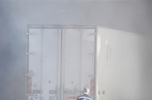 Φωτιά σε φορτηγό - Αρχείου  