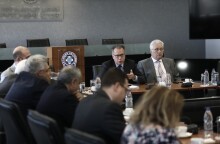 Διυπουργική για το προσφυγικό