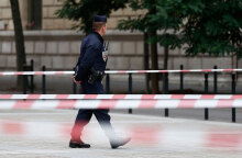 Επίθεση στο Παρίσι: Νεκροί τέσσερις αστυνομικοί