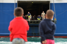 Πειραιάς, άφιξη προσφύγων