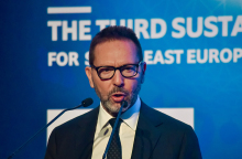 Γιάννης Στουρνάρας 