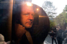 Τζούλιαν Ασάνζ