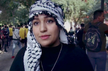 Διαδηλώτρια στη Βαγδάτη 