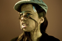 oi stratiwtes, idryma michalis kakoyiannis