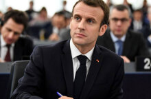 macron.jpg