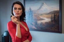 Η Cartinel Marlon στην ταινία «Οι σφυρίχτρες (La Gomera)»