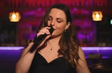 Η Ειρήνη Τασούλα σε μία συνέντευξη για το πρώτο video clip της