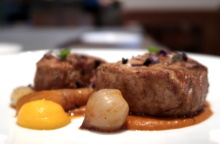 Ένα διαφορετικό στιφάδο στο καινούργιο εστιατόριο Καρπός