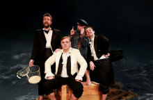 «Ένα λιοντάρι Μεσοπέλαγα» του Σλάβομιρ Μρόζεκ στο Μικρό Άνεσις