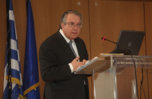 Γεώργιος Μπαμπινιώτης 