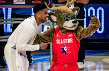 Γιάννης Αντετοκούνμπο